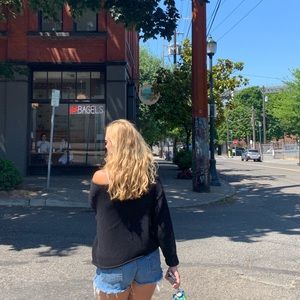 Meet your Posher, Alexandra